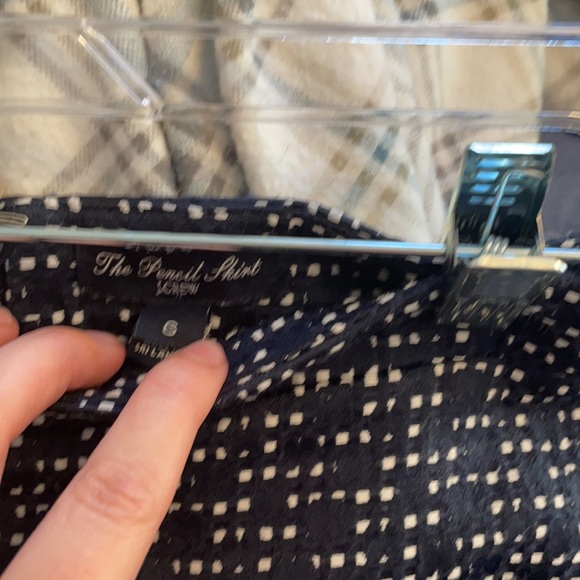 j crew pencil skirt navy and white - Picture 4 of 5